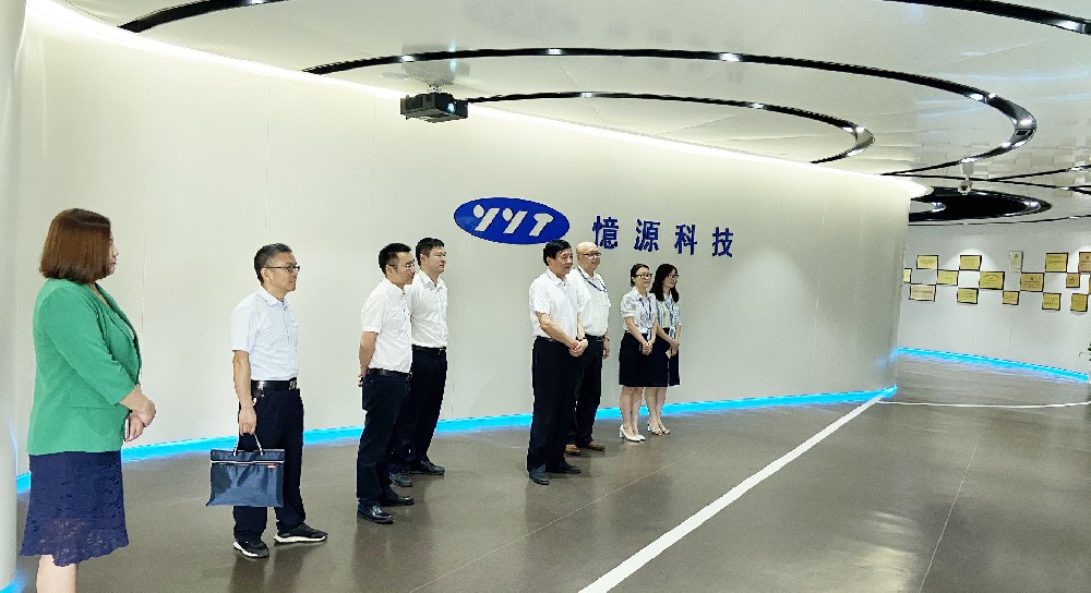 贛州市委常委、政法委書記鄧忠平一行蒞臨我司考察調(diào)研