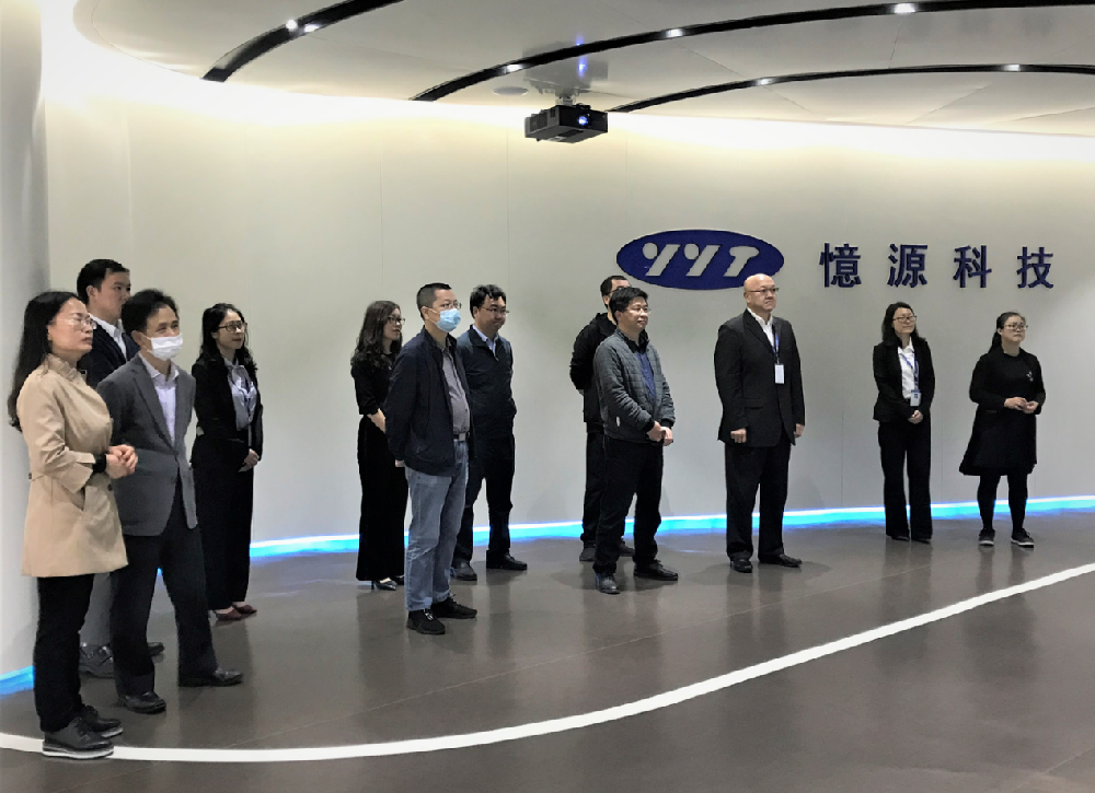 江西省發(fā)改委高技術(shù)產(chǎn)業(yè)處處長余世華一行蒞臨憶源科技調(diào)研
