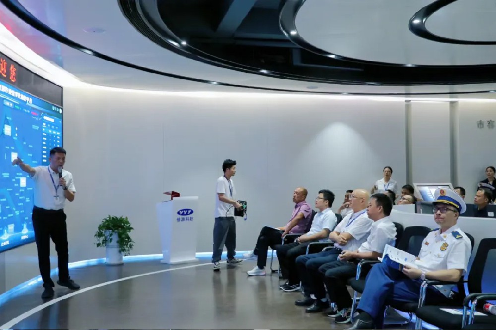 全市電氣焊數(shù)字化監(jiān)管調研團來到憶源科技